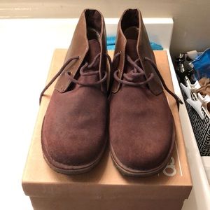 Ugg “Camino Chukka” boots